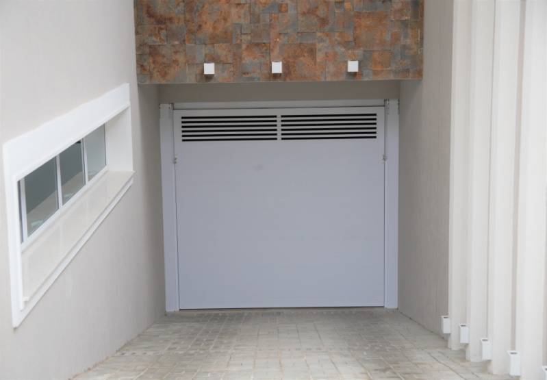 Portão de Alumínio Basculante sob Medida na Marapoama - Portão de Alumínio Automático