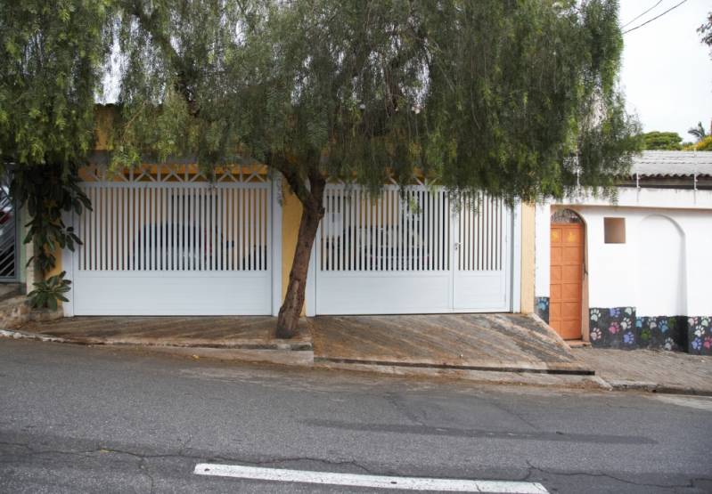 Portão de Alumínio Branco na Cotia - Portão de Alumínio sob Medida