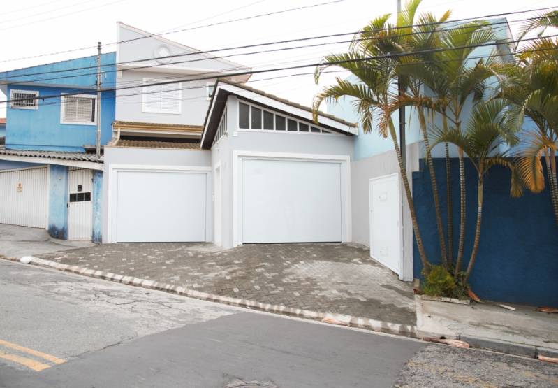 Portões de Alumínio Branco em São José do Rio Preto - Projeto de Portão de Alumínio sob Medida