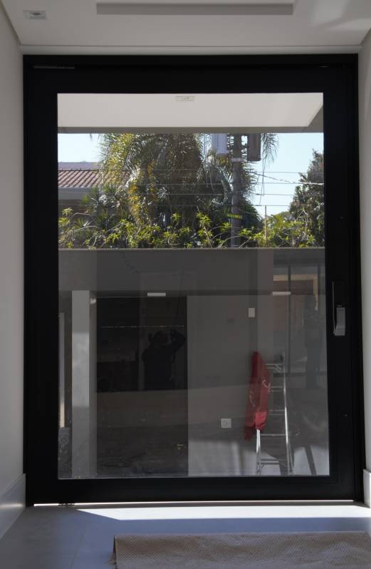 Projeto de Porta de Alumínio sob Medida em São Vicente - Porta de Alumínio Basculante