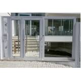 portão de alumínio com vidro preço em Caieiras